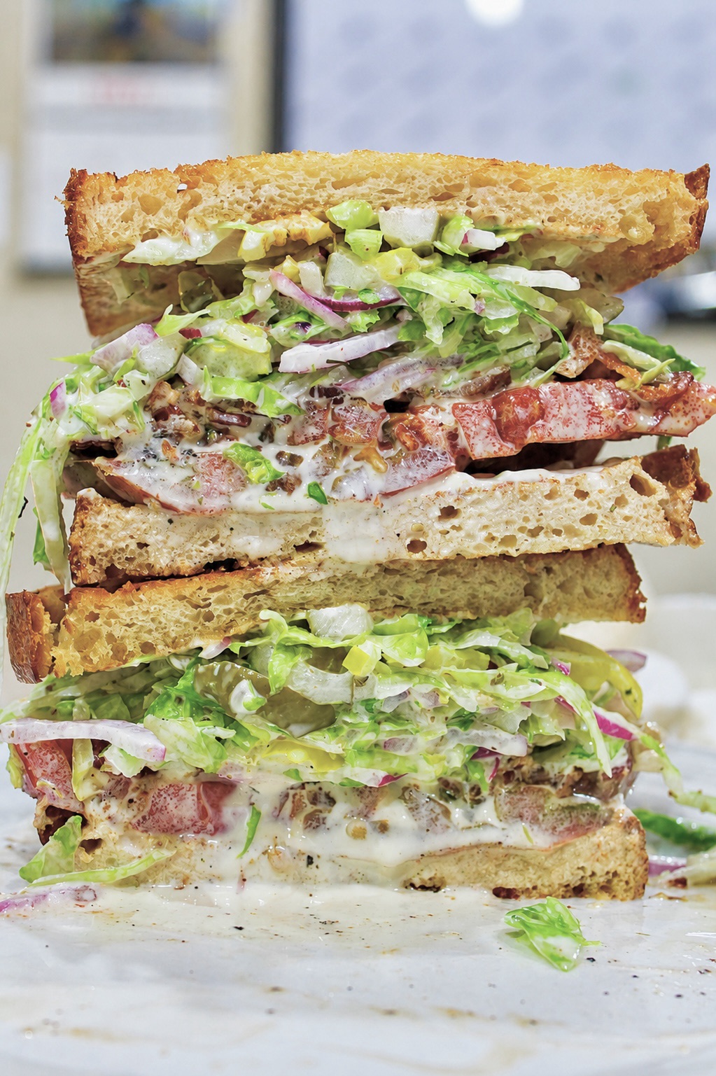 SUB-LT